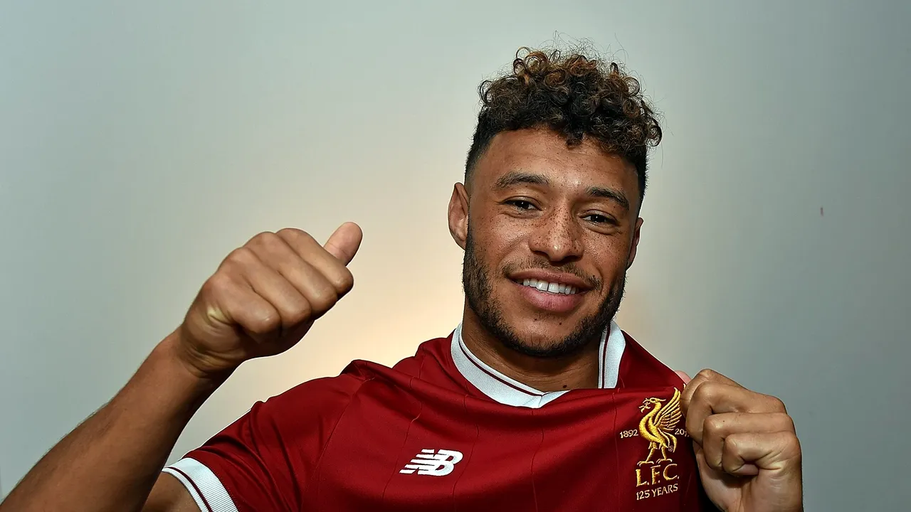 OFICIAL | Oxlade-Chamberlain a semnat cu Liverpool! Este al treilea cel mai scump transfer din istoria 