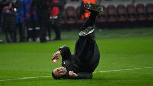 FCSB e campioana României: dă peste cap toate miturile și recordurile! Cu 71% dintre jucători provenind de la echipe de play-out și din propria academie, la capătul celui mai încărcat sezon din istorie! EXCLUSIV