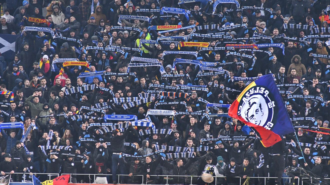 EXCLUSIV | S-a făcut lumină în conflictul din tribune de la amicalul România - Suedia. Tricolorii, în frunte cu Săpunaru, au salutat Peluza Sud, galeria Universității lui Mititelu. "Ei știu adevărul. M-a impresionat gestul lor". Ironii spre Gică Craioveanu 
