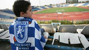 "Universitatea nu mai e un brand,** e o echipă oarecare!" Cum a salvat Adrian Păunescu Craiova acum doi ani