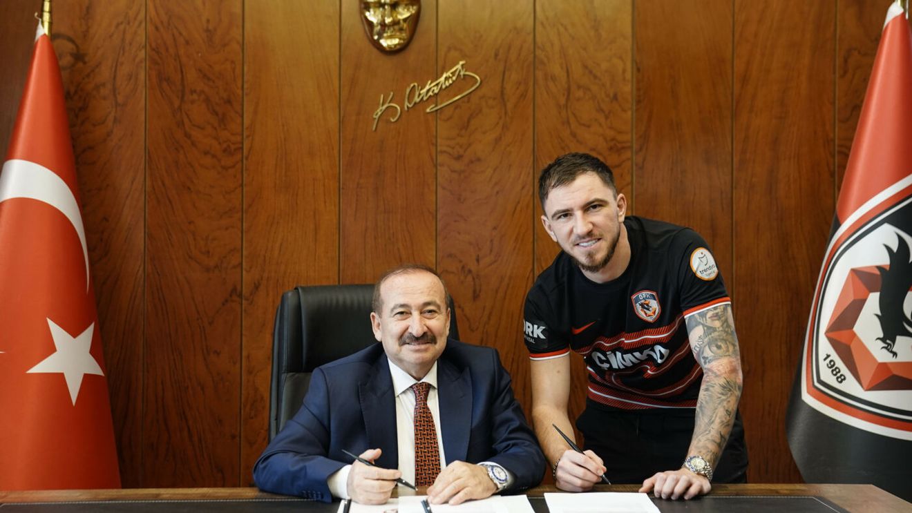 Unde va juca Deian Sorescu din vară. Dinamo dă lovitura când transferul de la Rakow se va oficializa