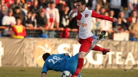 Borcea îl "înțeapă" pe Zicu:** "În locul lui, m-aș da accidentat"