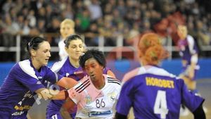 Oltchim Râmnicu Vâlcea, victorie cu Corona Brașov, înaintea partidei cu Zvezda