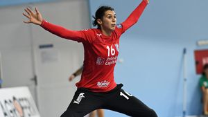 Denisa Dedu și Gabriela Perianu au semnat cu Rapid București! Cele două jucătoare pleacă de la CSM București după 2 sezoane