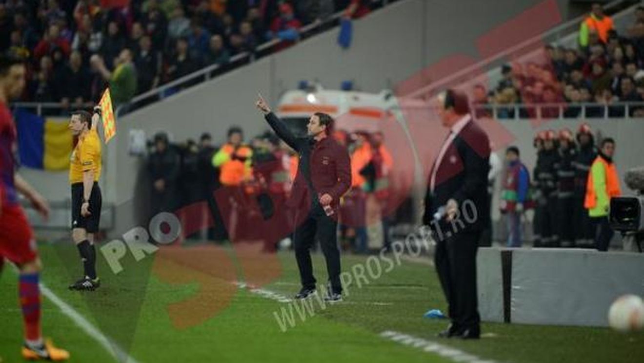 Reghecampf îi aduce pe steliști cu picioarele pe pământ:** "Nu este niciun motiv de bucurie! Mergem să marcăm la Londra! Calificarea se decide acolo"