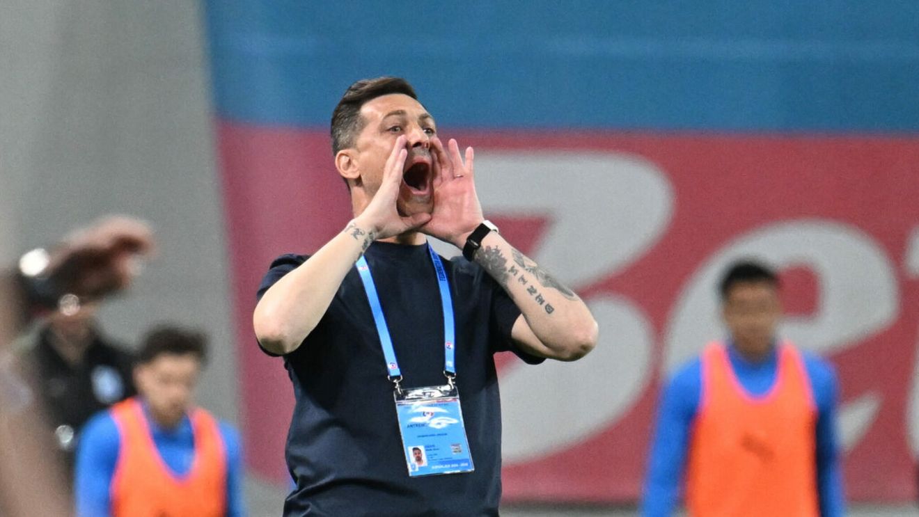 Mirel Rădoi acuză arbitrajele: „Suntem trei echipe care părem fiii ploii: noi, Rapid şi Dinamo"