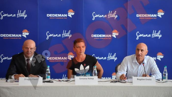 VIDEO | Simona Halep, despre noul contract și meciurile care urmează în 2014. "Probabil că Bouchard are mai multe calități decât mine"