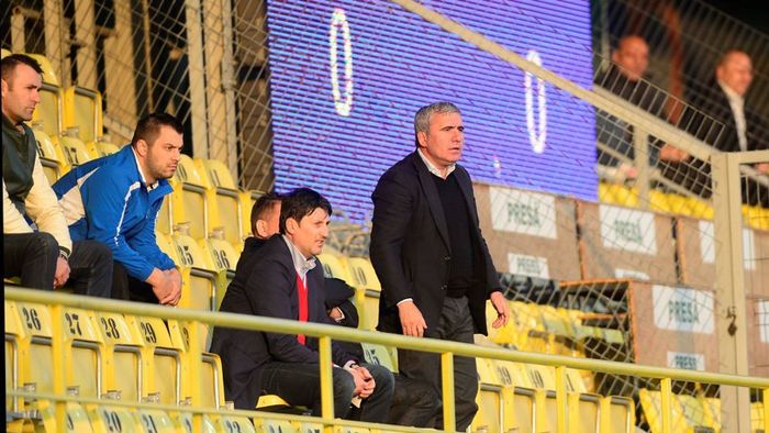Liniște, antrenează "Regele". Hagi a pierdut, 3-1, la revenirea pe bancă, în fața unui stadion gol