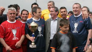 De ce erau porecliți „ciorchinii” Victor Pițurcă, Laszlo Boloni și Tudorel Stoica. Legătura cu Valentin Ceaușescu