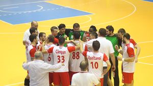 Un meci de pus în ramă! Dinamo a câștigat în Spania la debutul în grupele Cupei EHF, după ce a fost condusă la 10 goluri