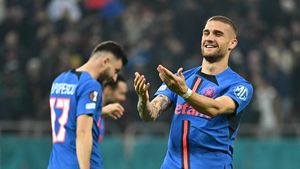 Daniel Bîrligea poate prinde transferul de 15.000.000 de euro, după FCSB - Manchester United. Verdictul lui Adrian Mutu