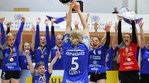 ANALIZĂ‚ | "Capitala în faliment nedeclarat": bugetul CSM București frânează brusc. Primăria a tăiat aproape la jumătate subvențiile. Salariile nu s-au mai plătit de 3 luni. Gabi Szabo: "Până la sfârșitul săptămânii mai dăm un salariu" | GRAFIC