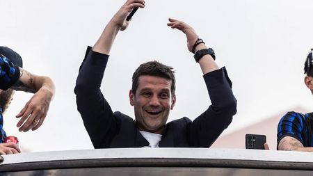 Ce program le-a făcut Cristi Chivu! Inter, rută de 30.000 de kilometri în cantonament și amicale de cinci stele