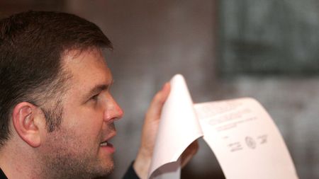 Vasile Șiman, geniul diabolic din fotbalul românesc: "Cred că și acum mai am contract cu Sportul Studențesc. Puteai să ai cel mai tare impresar, tot el decidea". Cum erau tratați fotbaliștii în Regie