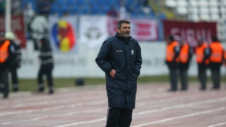 "Jucătorii au conștientizat** că dacă se vor salva de la retrogradare le va crește cota automat"