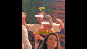 Cum a fost surprinsă iubita fiului lui Cosmin Olăroiu cu un tânăr italian, într-un club din București