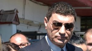 Fiul lui Cristi Borcea, bătaie într-un club din Herăstrău. Italienii i-au spart capul și milionarul care era cu el a reacționat violent