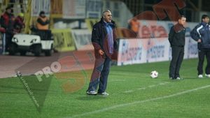 Manea atacă Steaua și CFR-ul:** "Sunt uluit că Becali spune că a fost blat, clujenii au făcut multe nenorociri în arbitraj"