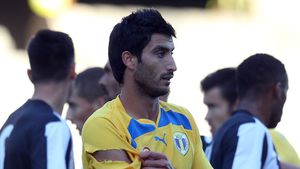 Probleme pentru Contra! Younes Hamza va lipsi aproximativ cinci săptămâni 