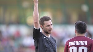 Liniște, vorbește Alexandru Tudor: "Datoria mea este să fac lucruri curate". Arbitrul a povestit un episod incredibil din cariera sa: "Am eliminat un jucător și au vrut să mă execute"