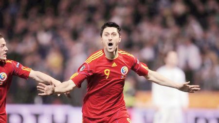 Vești bune și pentru Pițurcă:** Marica nu mai e șomer! Va face cuplu în atac cu Raul!