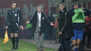 "Nu pot să-i țin pe Grigorie și Cesinha cu forța la Rapid!"** Vezi pe cine a cerut Șumi în locul celor doi mijlocași!