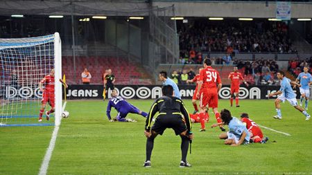 Proba video în fotbal ar putea fi testată în premieră în Australia!** Sepp Blatter se opune acestei metode