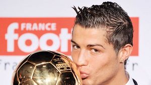 Ronaldo a primit "Balonul de Aur"!** FOTO Surpriză uriașă pentru CR7 în cantonamentul naționalei Portugaliei