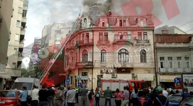FOTO Clădirea în care se află restauranul lui Cosmin Olăroiu și Gino Iorgulescu a luat foc