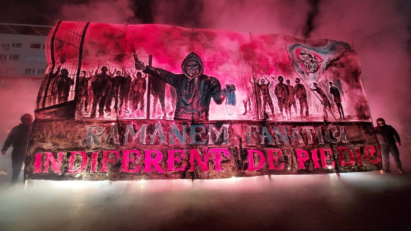 Suporterii UTA-ei s-au făcut simțiți pe arena „Francisc Neuman” la meciul cu U Craiova: ”Rămânem fanatici indiferent de piedici”