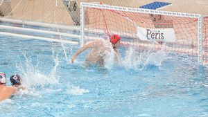 CSM Oradea - Steaua București, scor 13-9, în primul meci al finalei Superligii la polo