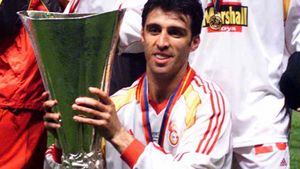 Motivul pentru care Galatasaray le-a retras legitimațiile de membru lui Hakan Sukur și Arif Erdem