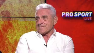 Giovanni Becali se pregătește să vândă cele mai importante vedete de la FCSB pe sume uriașe, după ce vărul Gigi Becali i-a dat undă verde pentru transferuri!