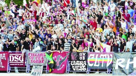 Rapid a pus în vânzare 3.000 de bilete pentru meciul cu Steaua