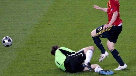 Lehmann: "Torres mai are până să ajungă la nivelul lui Henry"