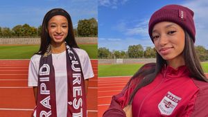 Un nou scandal David Popovici la Steaua! Atleta Jenniffer Dossey s-a transferat la rivala Rapid, nemulțumită de comportamentul conducătorilor din Ghencea. Tatăl tinerei a jucat pentru Rapid acum două decenii | SPECIAL