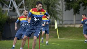 Valerică Găman, noul jucător al FCSB! Becali: "A semnat pe doi ani, a făcut vizita medicală. Ne va ajuta cu Lazio și va deveni om de bază la națională". Care e situația lui Cristi Tănase