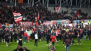 Investitorii cu avere totală de 10.000.000.000 de euro care vor să bage bani la Dinamo! Îl vor distruge pe Gigi Becali: „În doi ani, o ajung pe FCSB! Îi va ajuta și Giovanni Becali, nu-i mai bate nimeni”