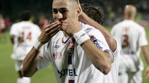Benzema și Fred aduc victoria pentru Lyon!