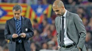 Mourinho mută duelul cu Guardiola în Anglia.** Le 'fură' celor de la Bayern un jucător de sub nas. Cine vine lângă Falcao la Chelsea