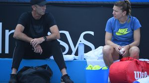 Simona Halep se teme de noua regulă impusă de WTA. ”Sper că Darren nu-mi va face ce-i fac și eu! Va fi dificil!”