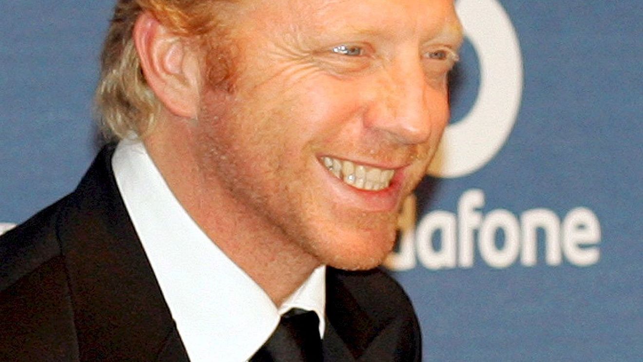 Becker a dat-o pe poker