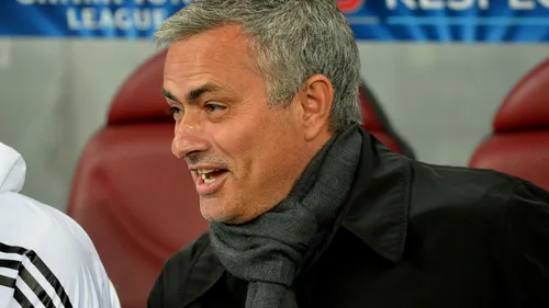 Englezii au fost uluiți să îl vadă pe Mourinho așa la București! FOTO - Ipostaza care va intra în antologie