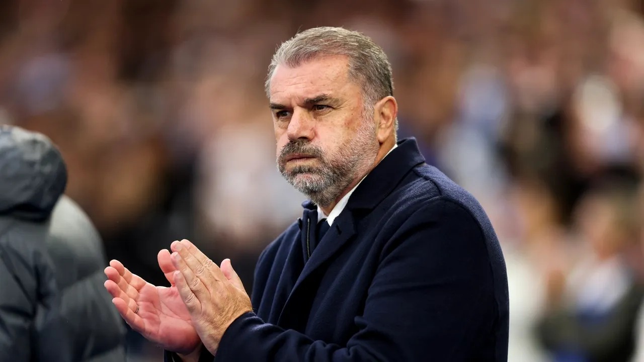 Ange Postecoglou s-a prăbușit emoțional, după ce l-a ținut rezervă tot meciul pe Radu Drăgușin și Tottenham a pierdut cu Brighton! „E cea mai dură înfrângere a mea”