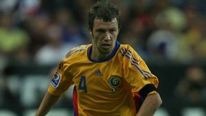 Iulian Apostol e socio!**