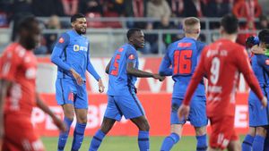 De data asta nu i-a mai ieșit lui Gigi Becali! Malcom Edjouma a fost scos la pauza meciului de la Arad, iar jocul ofensiv al FCSB-ului s-a prăbușit în partea a doua
