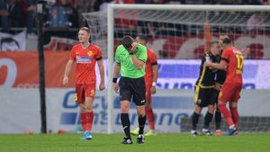 O altă notă de plată. FCSB și Dinamo, amendate de Comisia de Discipină după incidentele de la derby
