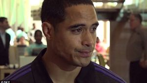 Scandal uriaș cu un star "All Blacks" după ce a fost prins făcând sex într-o toaletă de aeroport. VIDEO Mărturia în lacrimi a lui Aaron Smith: "Am făcut o mare eroare..."