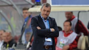 EXCLUSIV | Gata cu fotbalul printre cămile! Rednic, anunț important: "De acolo am două oferte"