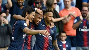 Neymar, concert în Brazilia în vacanța de Revelion. Fanii francezi l-au întrebat dacă nu s-a accidentat pe scenă și dacă știe când joacă PSG